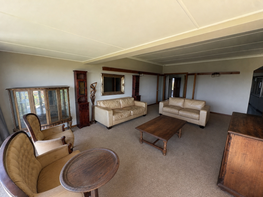 4 Bedroom Property for Sale in Nahoon Beach Eastern Cape